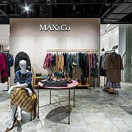 Магазин одежды «Max&Co»