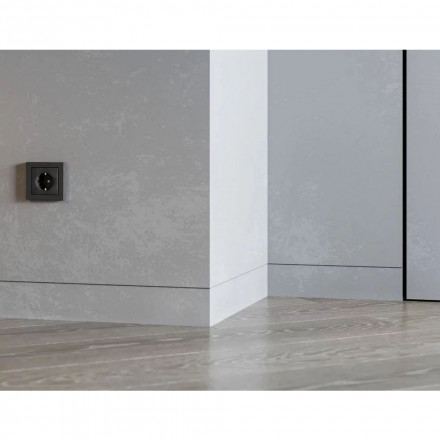 Скрытый плинтус Laconistiq «Regular»